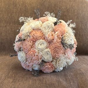 Sola flower bridal bouquet.